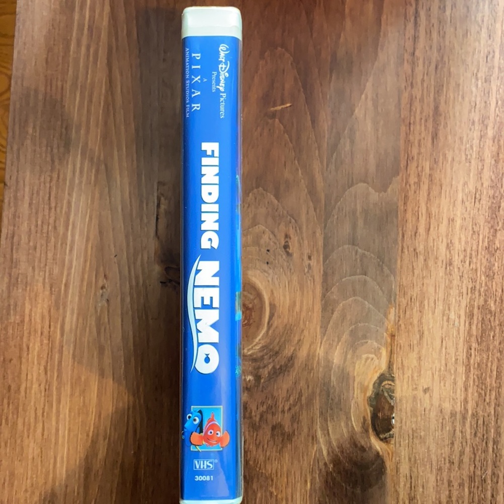 Disney Finding Nemo original VHS - Picture 2 of 4